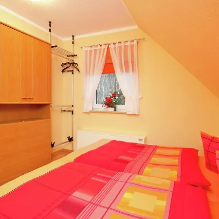 Holiday home With Terrace In Fehrow